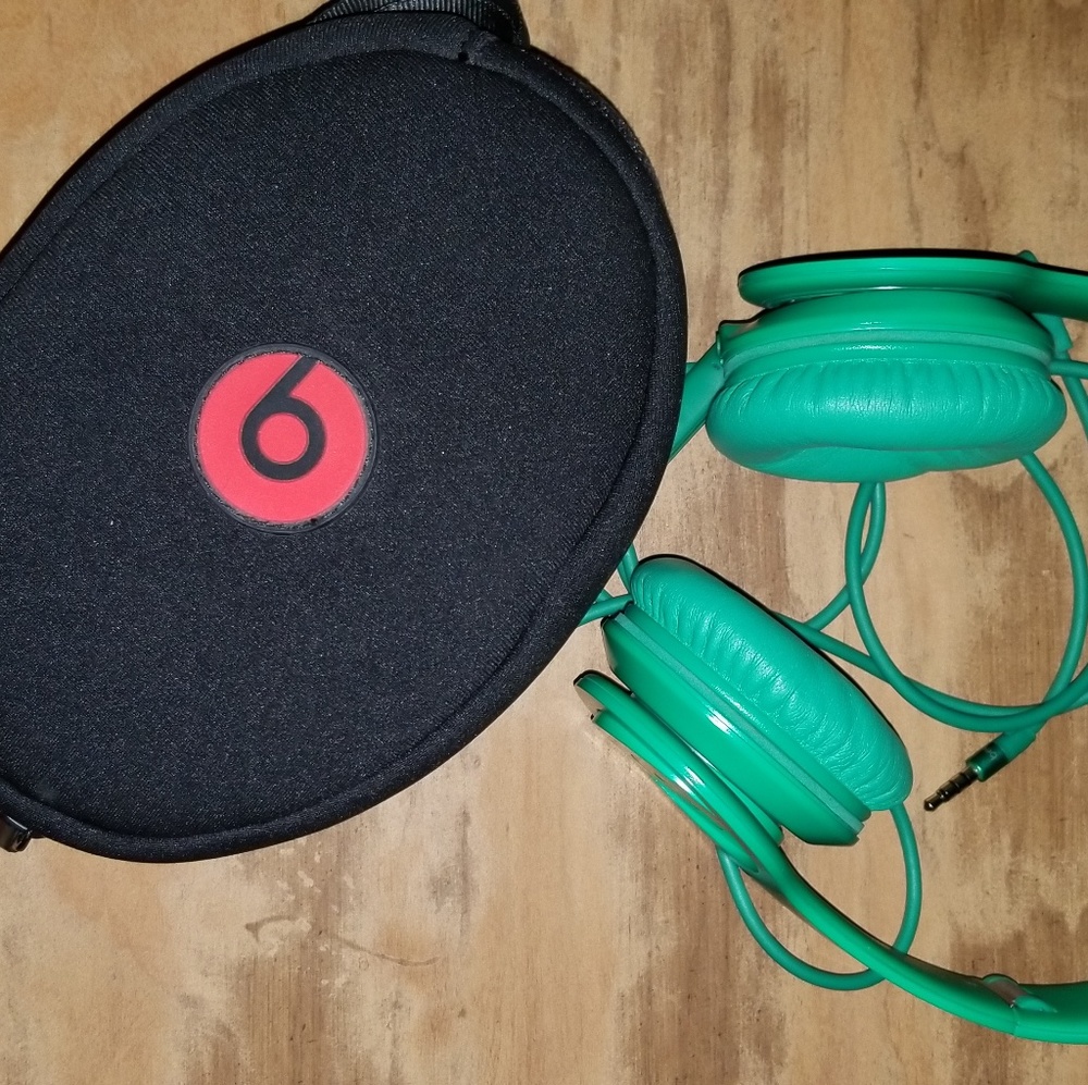 Beat headphones